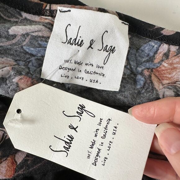 NWT Sadie & Sage Black With Peach Blue Floral Long Bell Sleeve Deep-V Romper S - Picture 12 of 13